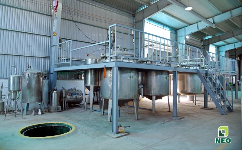 Hệ thống máy móc chiết xuất tinh dầu công nghiệp