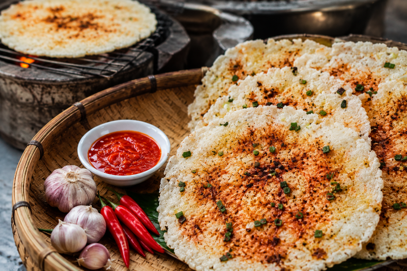 Hình minh họa: Bánh ép khô đặc sản, quà du lịch Huế