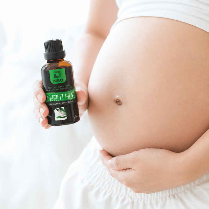 Mẹ bầu chuẩn bị tinh dầu Tràm trước sinh như một thói quen