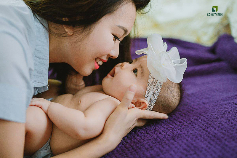 Xông tinh dầu bảo vệ sức khỏe mẹ và bé