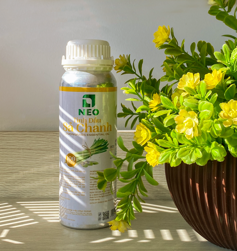 Tinh dầu thiên nhiên sả chanh